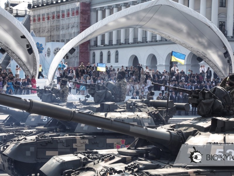 Скільки українців дивилися парад до Дня незалежності по телевізору