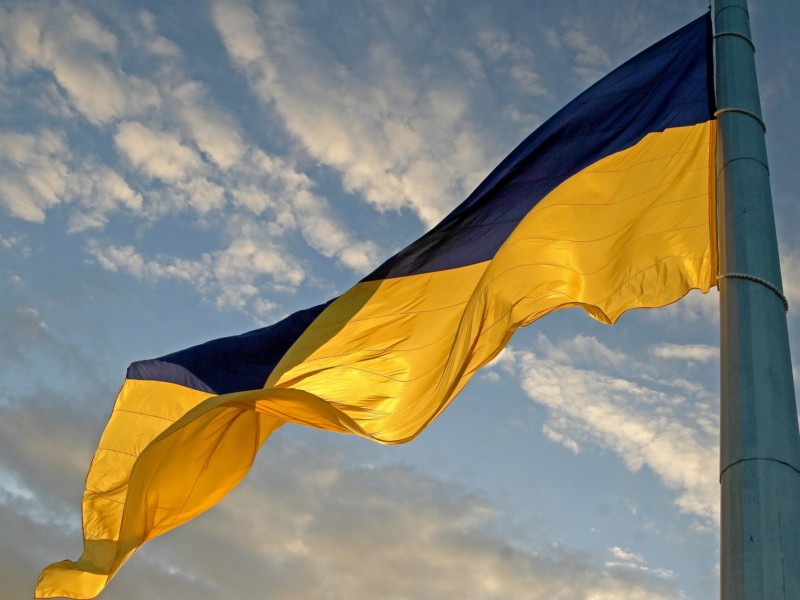 Найбільший український прапор замайорить до Дня державного стяга на Київщині