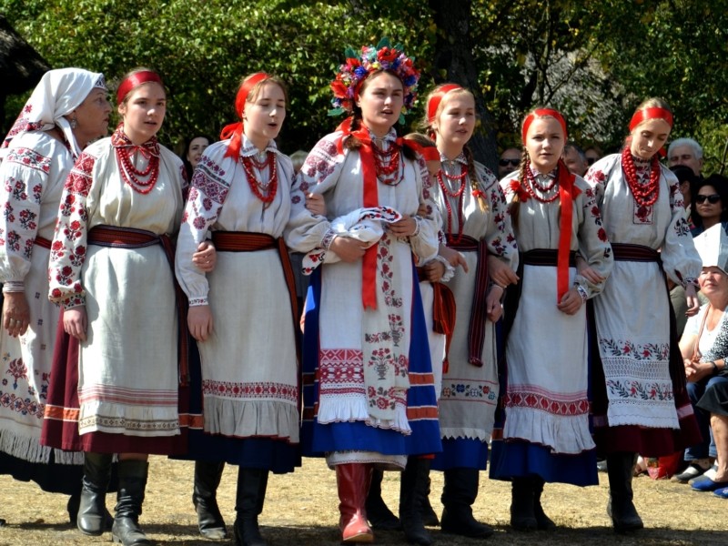 У Пирогові покажуть, як справляли українське весілля в давнину
