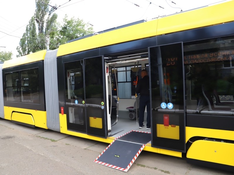 Трамвайну лінію на Дарниці пропонують подовжити до станції метро “Осокорки”