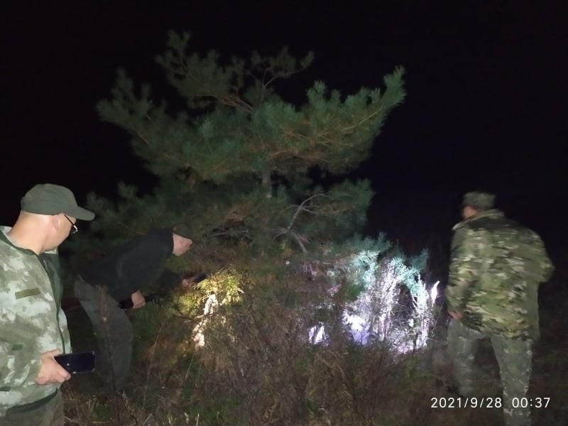 Голова оленя та скривавлені мішки з м’ясом: у Чорнобилі піймали браконьєра
