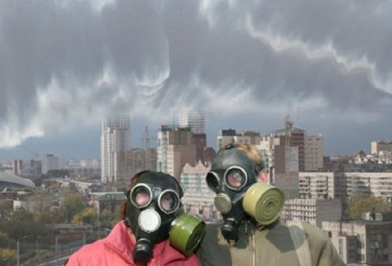 Повітря забруднене і отруйне. Київ знову в ТОПі мегаполісів світу (графіка)
