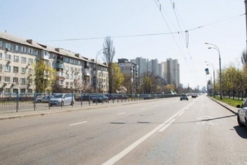 Кияни пропонують перейменувати проспект Маяковського та бульвар Перова