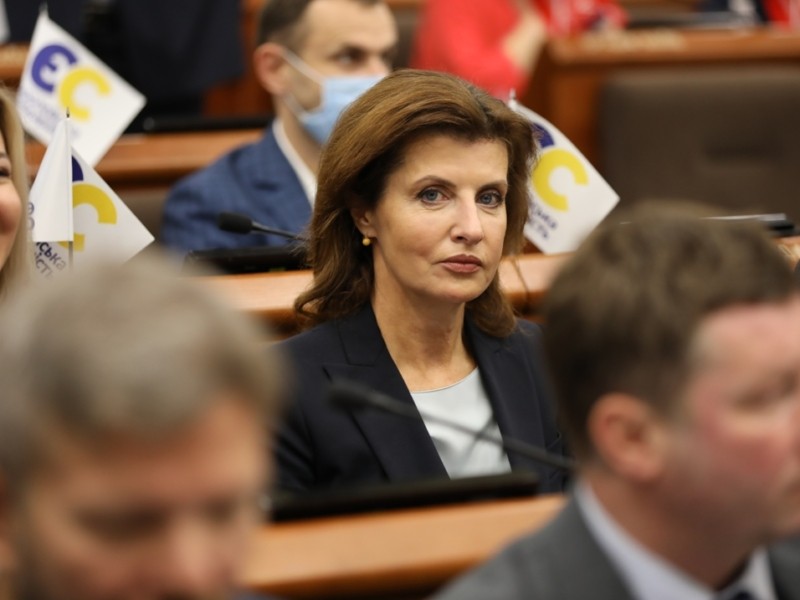 Марина Порошенко: 130 тисяч медпрацівників під загрозою звільнення