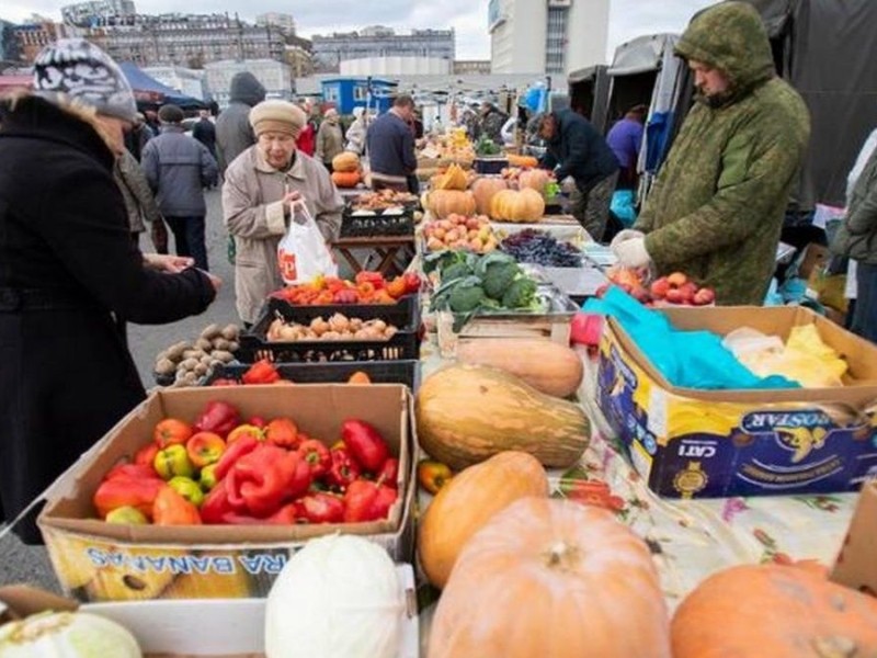 Сезонні ярмарки у Києві: понад 50 локацій, де можна придбати свіжі овочі та фрукти