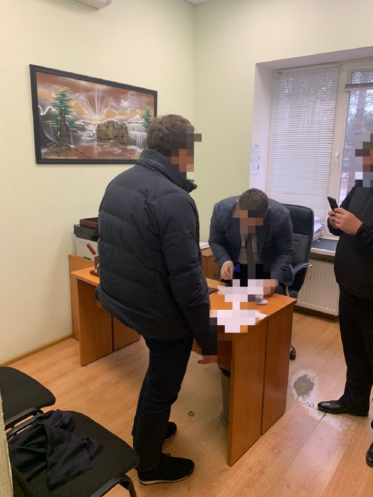 Одного із заступників Гостомельського селищного голови підозрюють у розтраті коштів місцевого бюджету