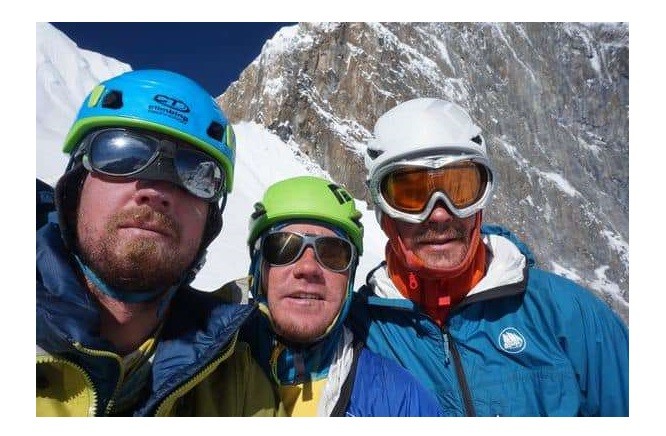 Наші змогли. Українські альпіністи підкорили найнедосяжнішу вершину у Гімалаях