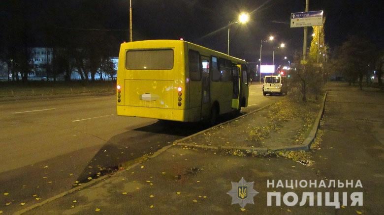 Не тільки джипи викрадають: на Соцмістечку водій лишився маршрутки