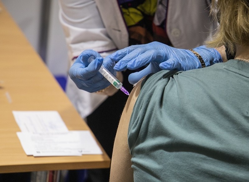 У ТЦ на Дніпровській набережній відкривають пункт вакцинації