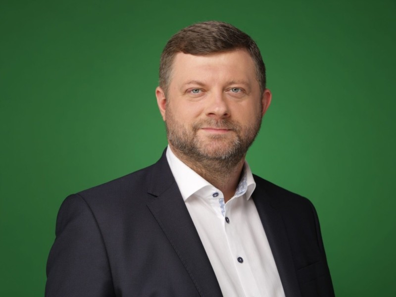 Корнієнко йде з посади голови партії «Слуга Народу»