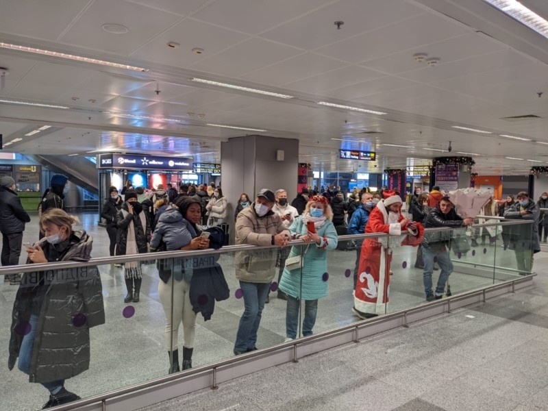 Ніяких тестів і обмежень: вхід до аеропорту “Бориспіль” знову відкрили для всіх