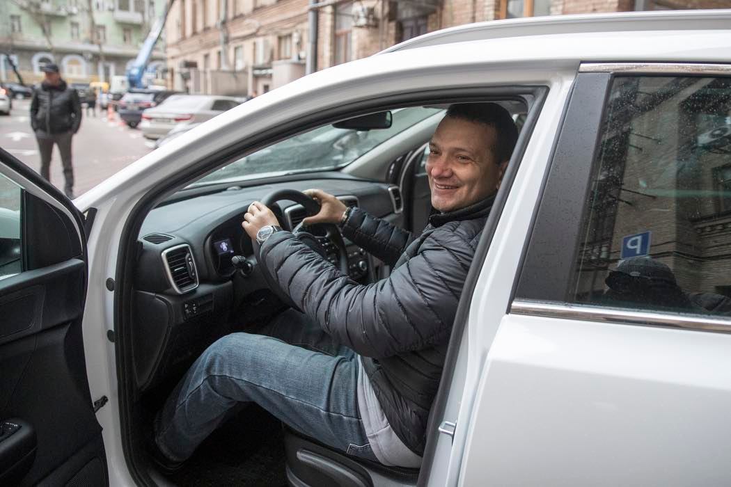 Кличко вручив ключі від автівок ветеранам російсько-української війни, які мають інвалідність 1-2 групи