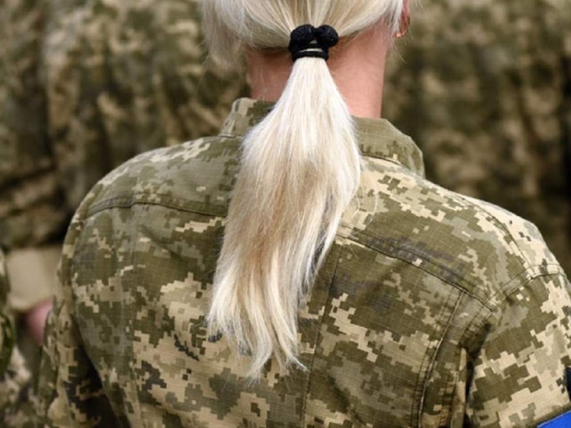 Жінок без відповідної підготовки не можна використовувати у війні – генерал-лейтенант