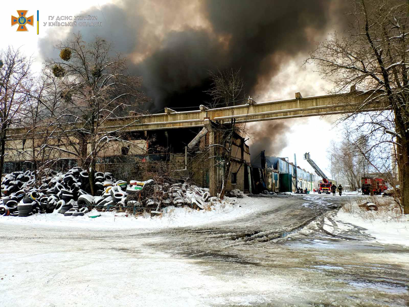 пожежаж на складах у Бородянці
