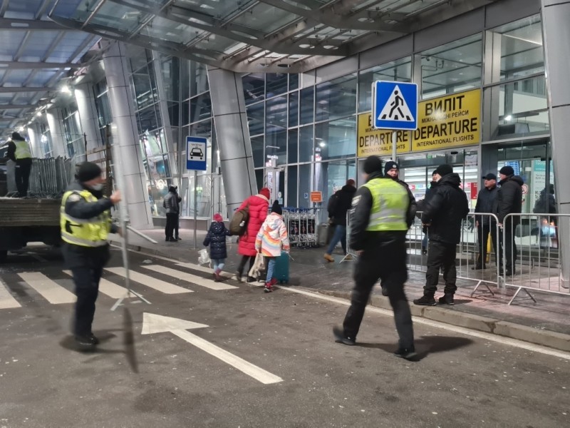 Повернення Порошенка: трансляція з аеропорту “Київ”