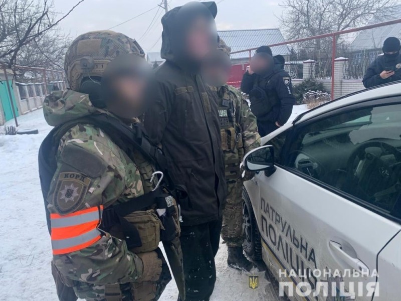Масове вбивство нацгвардійців на Південмаші: підозрюваного можуть доставити до Києва
