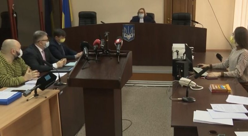 Адвокат Порошенка спростував брехню ДБР щодо «Прямого» і «5 каналу»
