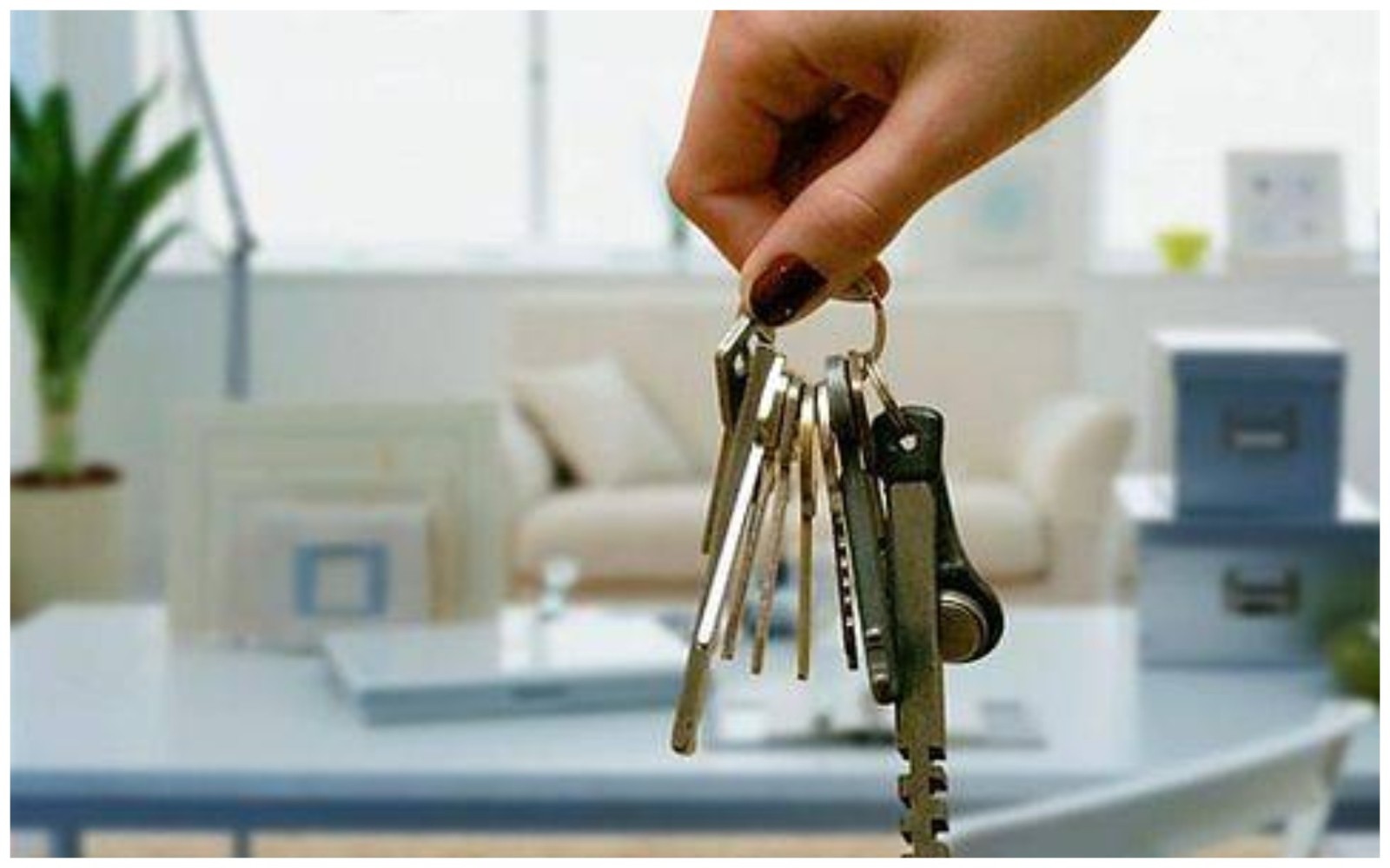 Где сдать квартиру в аренду. Квартира ключи. Ключи от арендного жилья. Сдача квартиры. Ключи от новой квартиры.