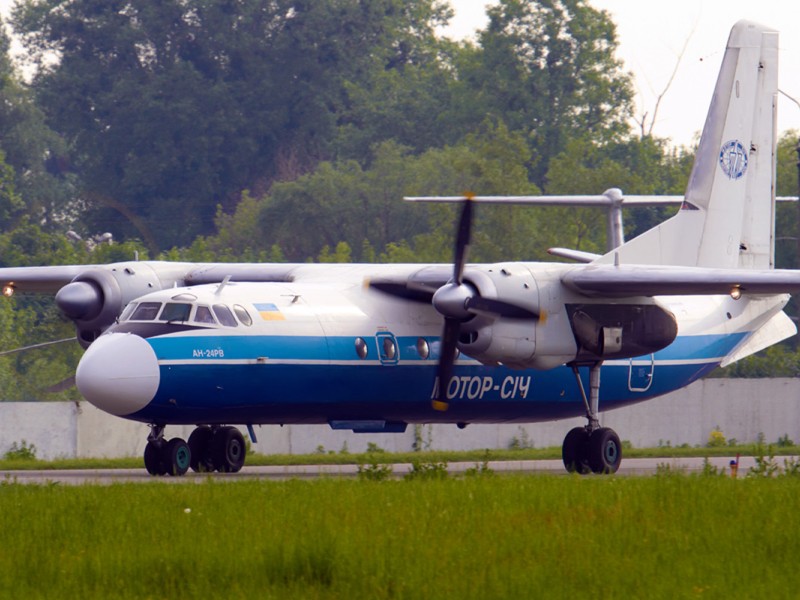 “Мотор Січ” літатиме з Києва до Миколаєва на 50-річному літаку