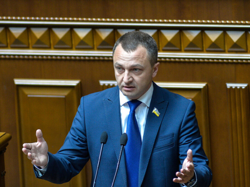 Мовний омбудсмен просить затвердити програми розвитку держмови в Києві та області