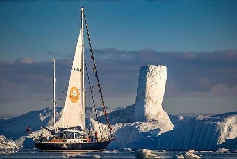 Капітан з Києва привів вітрильну яхту до Антарктиди (ФОТО)