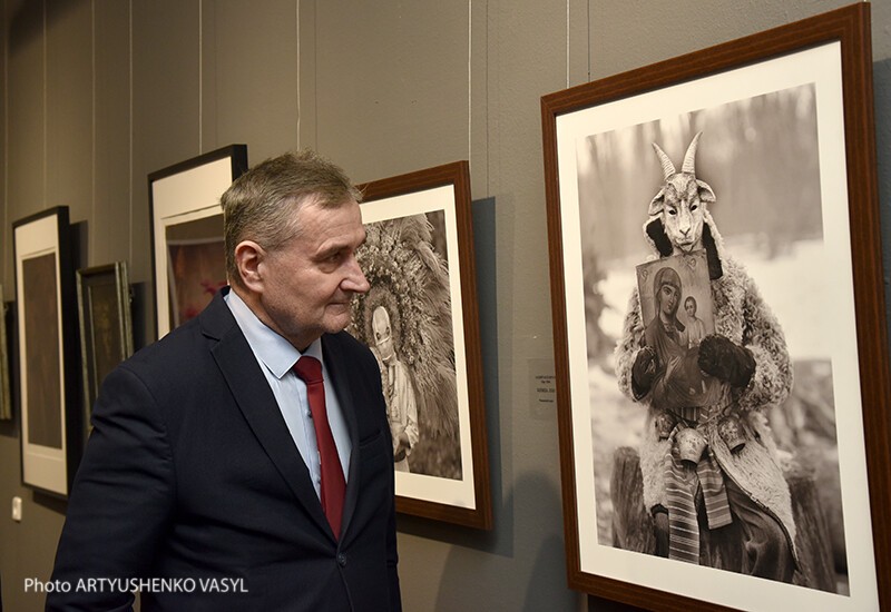 В Київській картинній галереї відкрилася виставка української художньої фотографії