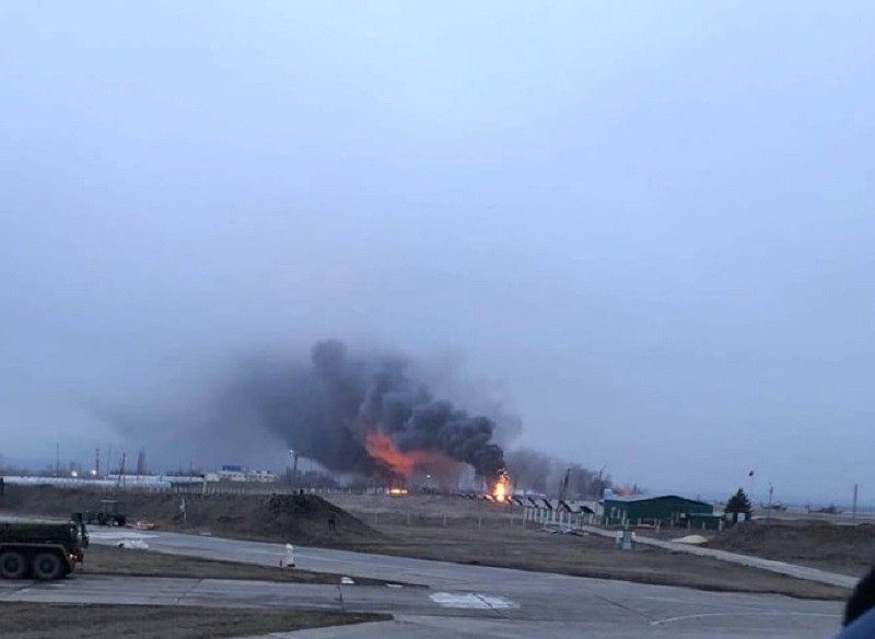 ЗСУ розбомбили аеропорт в Ростовській області (ФОТО)