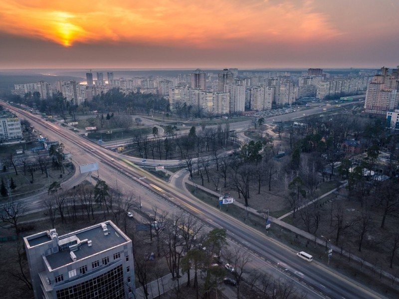 У Києві зроблять капітальний ремонт парку “Інтернаціональний”
