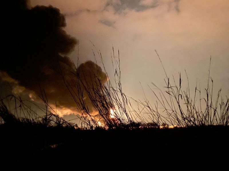 Пожежа на нафтобазі в Василькові: рятувальники не можуть розпочати гасіння через запеклі бої