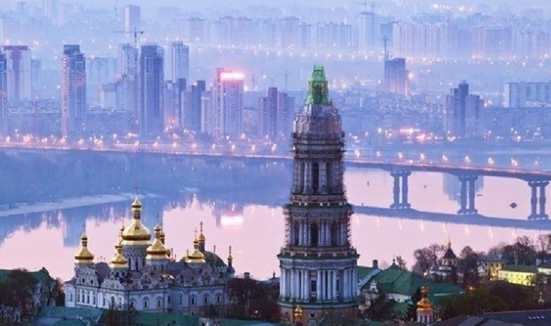 Протягом тижня в повітрі Києва фіксували підвищений вміст шкідливих речовин: адреси