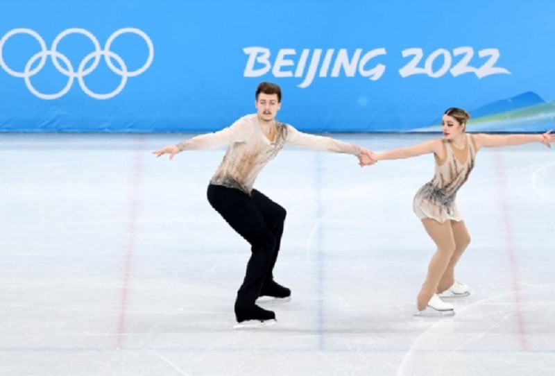 На Олімпіаді-2022 українські фігуристи поспілкувались із росіянами