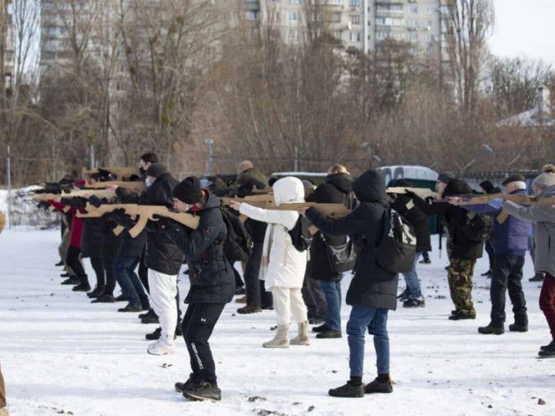 “Не панікуй! Готуйся!”: в Києві пройшов вишкіл з цивільної оборони (ФОТО)