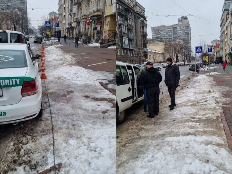 Посольство Білорусі в Києві позбавили незаконних паркувальних конусів (ФОТО)