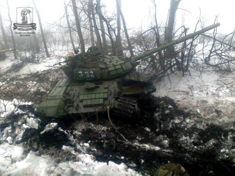 На Чернігівщині прості українські чоловіки підпалили танк