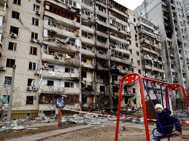 Обстріл житлового будинку в Києві кваліфікували як теракт