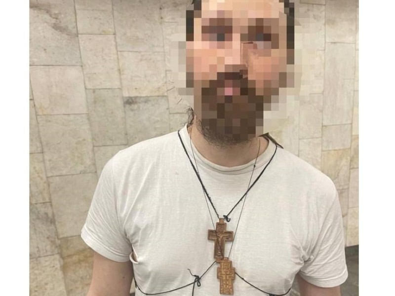 В метро Києва затримали “монаха-диверсанта”