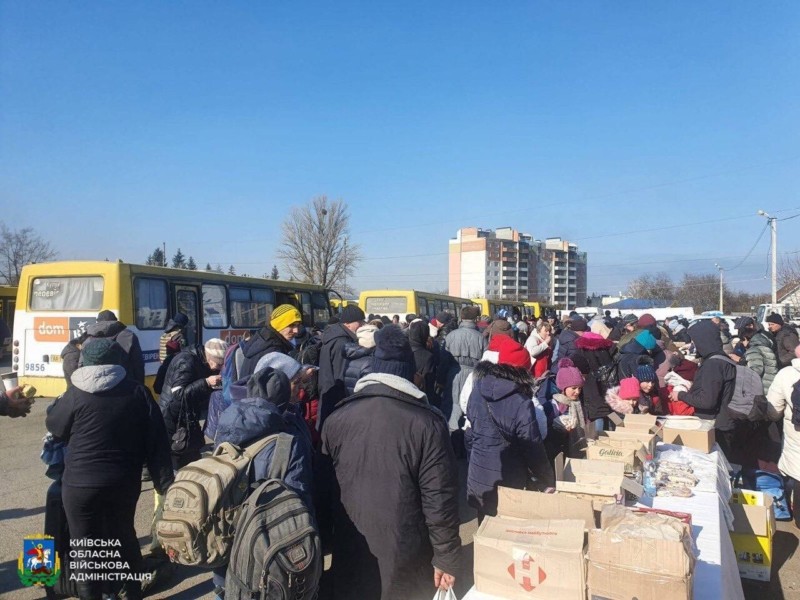 Евакуація населення на Київщині: сьогодні організують 2 гуманітарних коридори