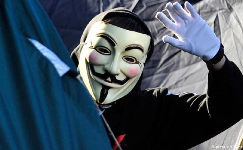 Anonymous “поклали” сайт ФСБ Росії