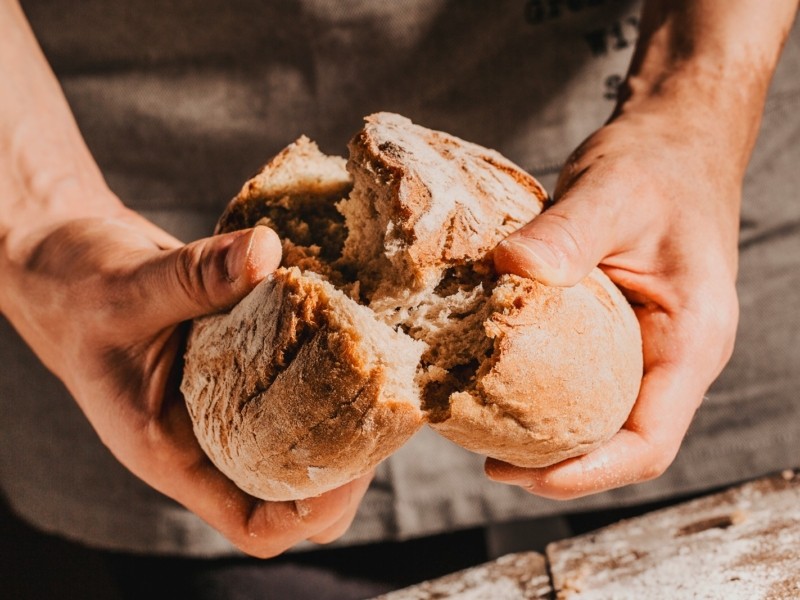 Нехай завжди буде хліб. Пекарі “Київхліба” поділилися простим рецептом