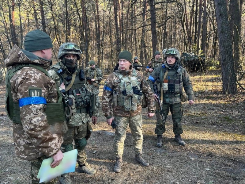 Командувач Сухопутних військ перевірив оборону Києва