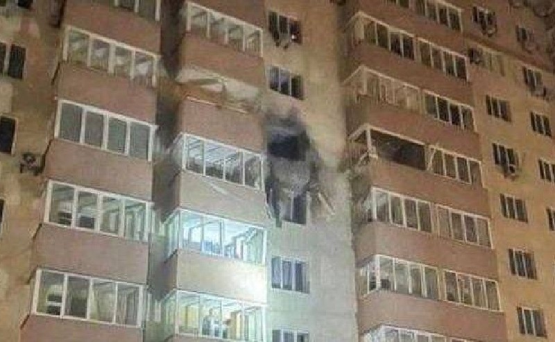 Уламок ворожої ракети потрапив у житловий будинок на Софіївській Борщагівці