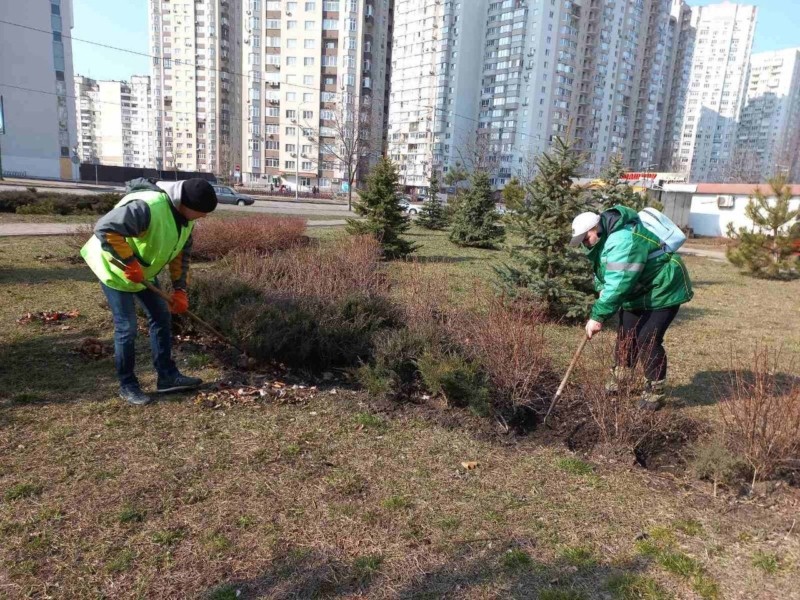 Ніч в Києві пройшла спокійно, працює інфраструктура, продовжується озеленення