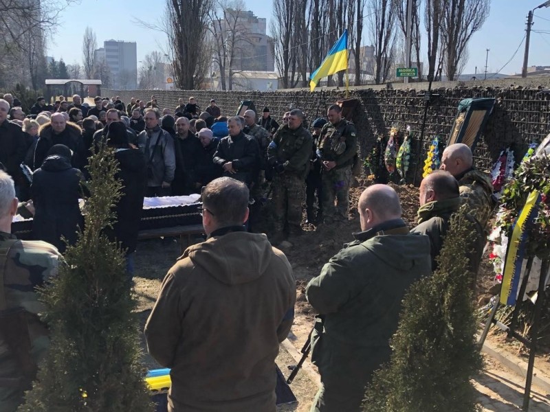 На Банковій заявили про 100-200 загиблих українських воїнів щодня