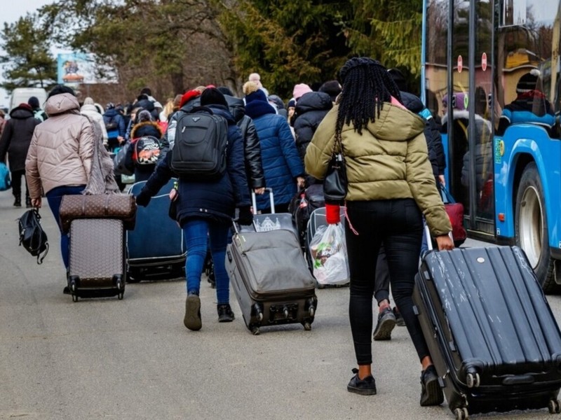 Українці більше не можуть виїжджати за кордон із внутрішнім паспортом