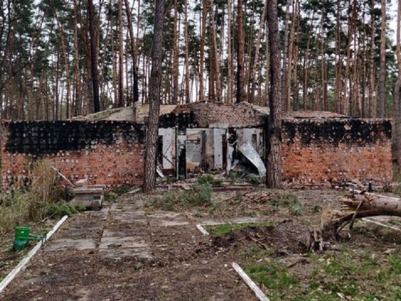 Окупанти знищили тенісний центр в Ірпені