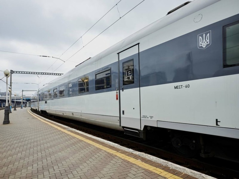 Кілька київських поїздів приїдуть із запізненням: що сталося