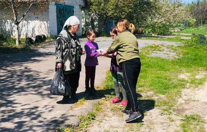 Волонтери розповіли про нагальні потреби мешканців віддалених сіл Київщини