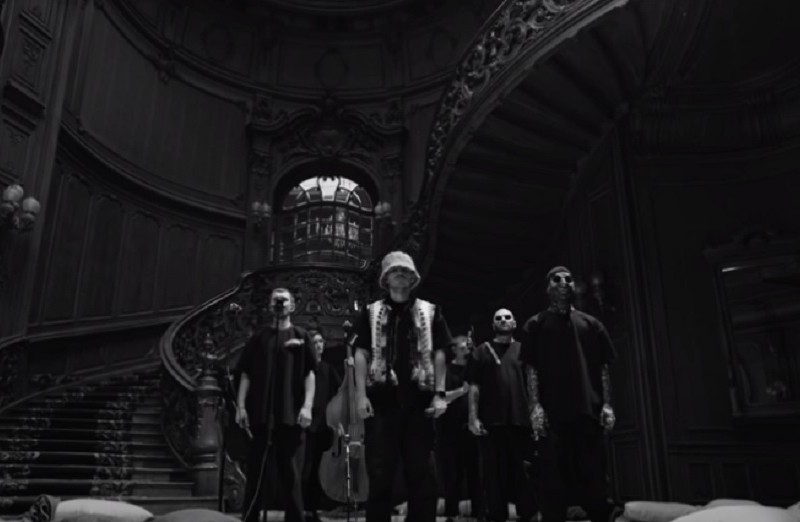 Євробачення-2022: Kalush Orchestra представили нову версію пісні Stefania та чорно-біле відео