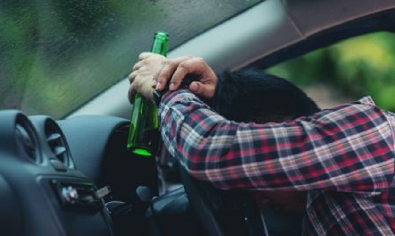 Авто у п’яних водіїв пропонують забирати на потреби ЗСУ: законопроект вже в Раді
