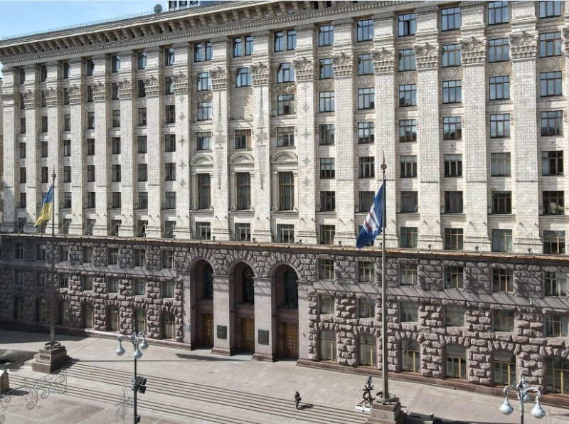Київрада заборонила в столиці феєрверки, салюти та автівки без глушників